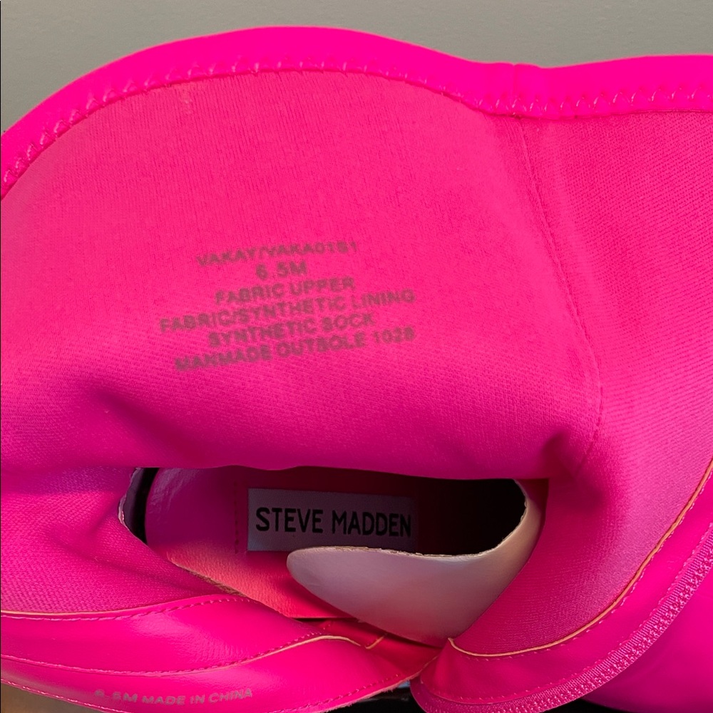 Steve Madden Vakay - Picture 4 of 4